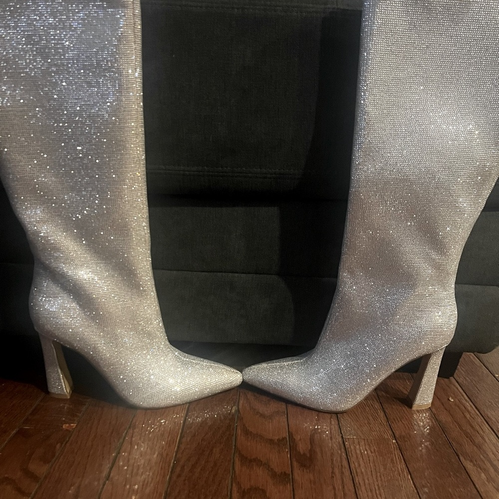 Steve Madden Sparkling boots size 7